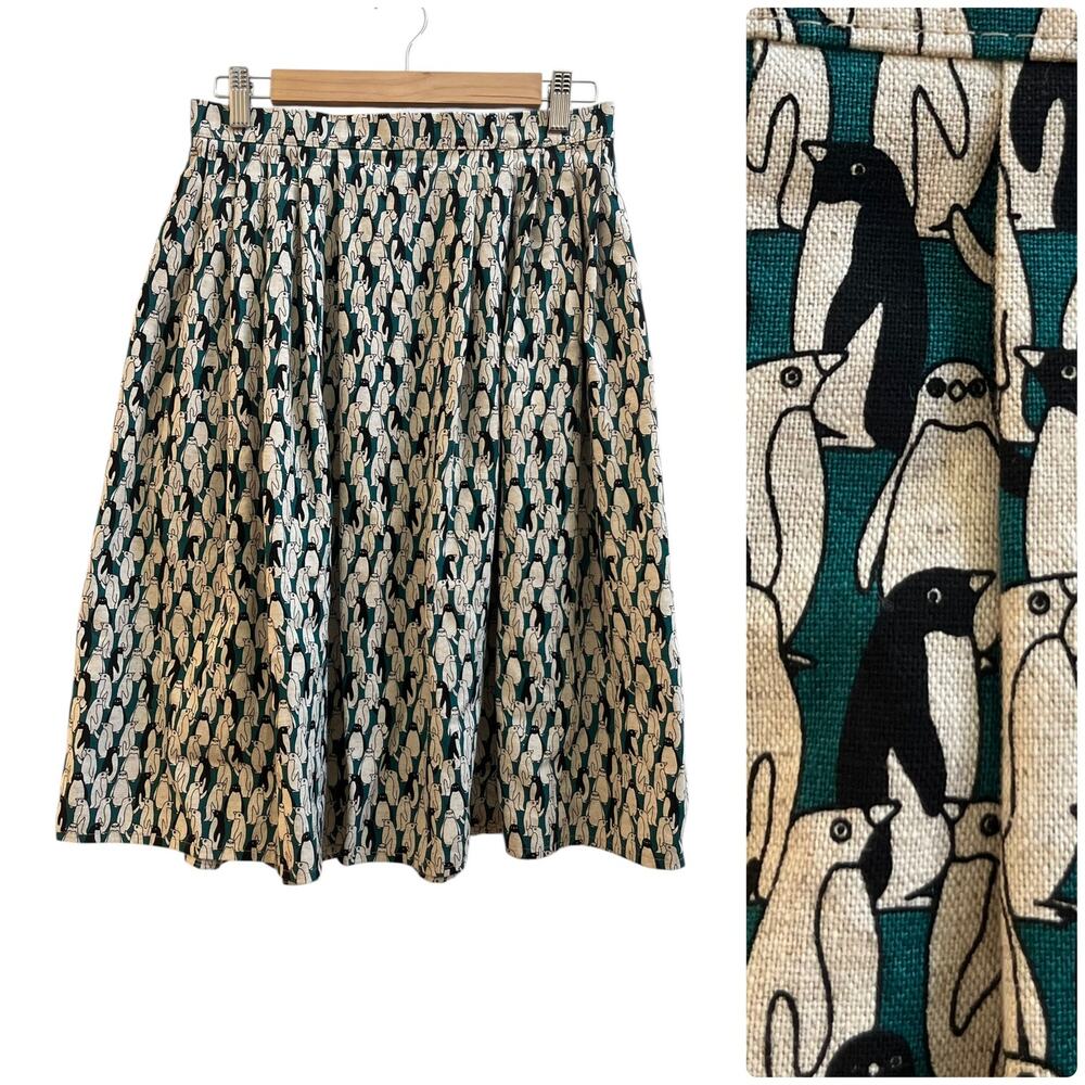 Victory Parade Penguin All Over Print Novelty Full Pleated Circle Skirt Size 12